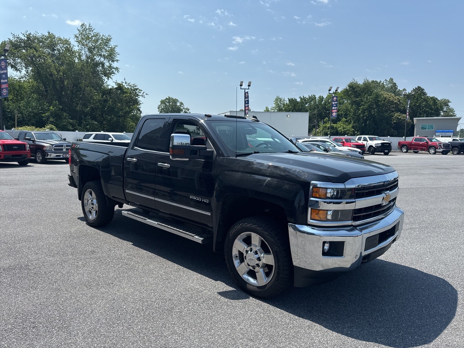 2018 Chevrolet Silverado 2500HD LTZ photo 3