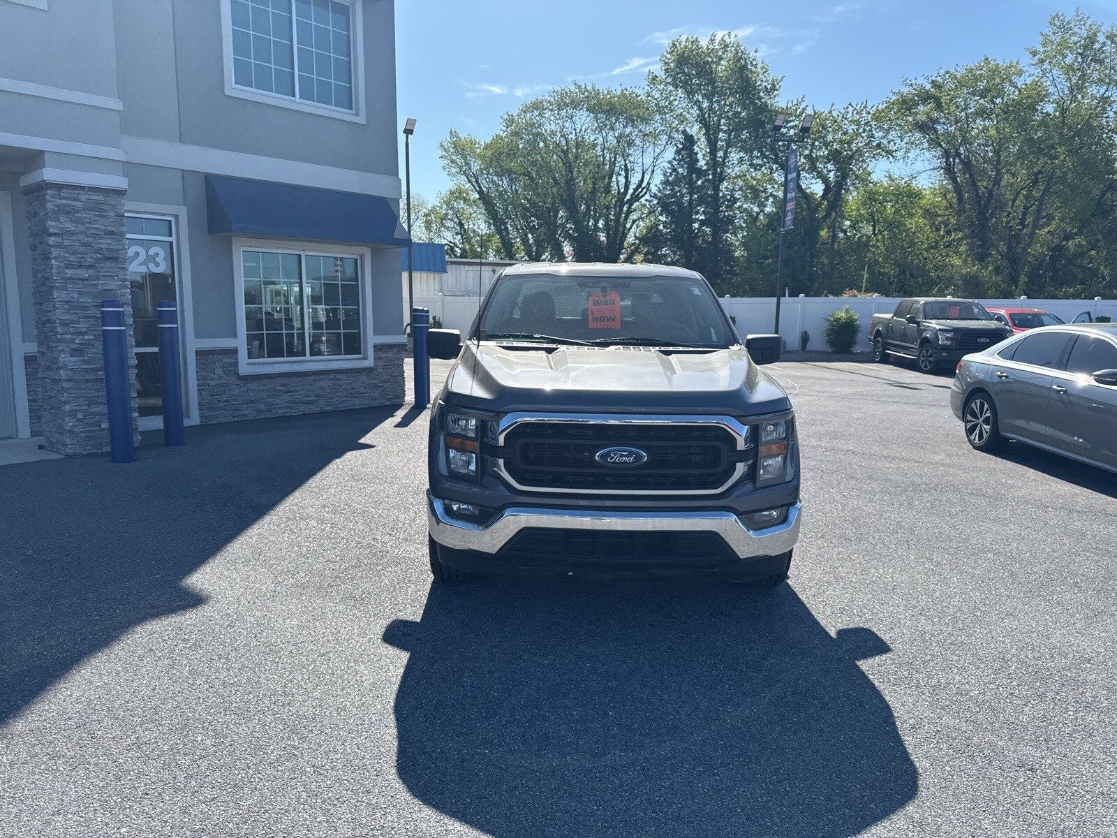 2023 Ford F-150 XL photo 2