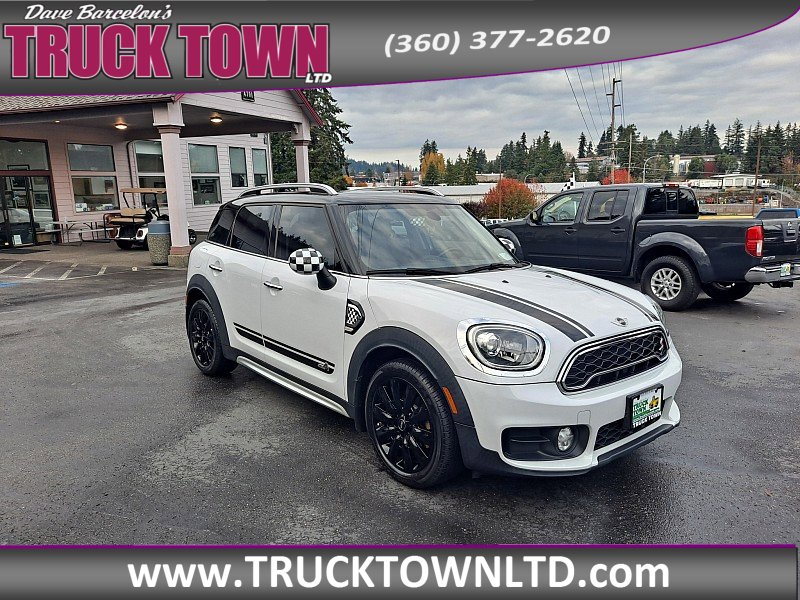 2018 MINI Countryman S's photo