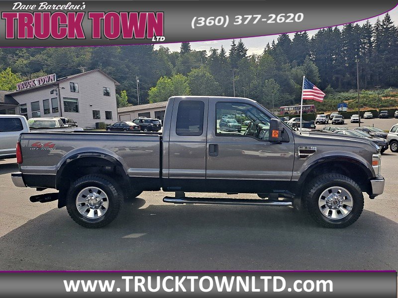 2008 Ford F-350 Lariat photo 2