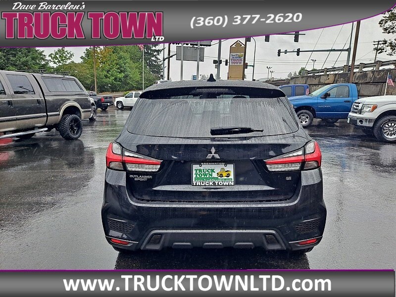 2021 Mitsubishi Outlander Sport SE photo 4