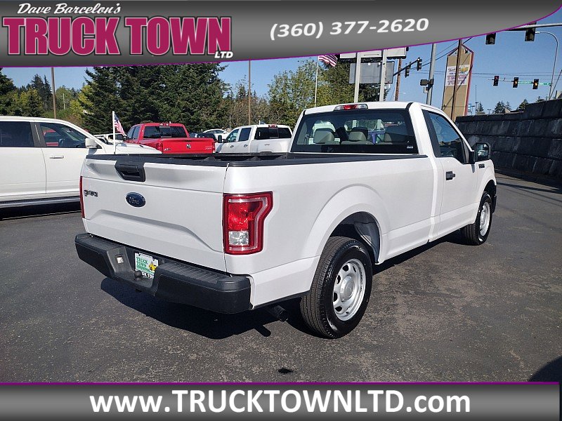 2017 Ford F-150 XLT photo 4