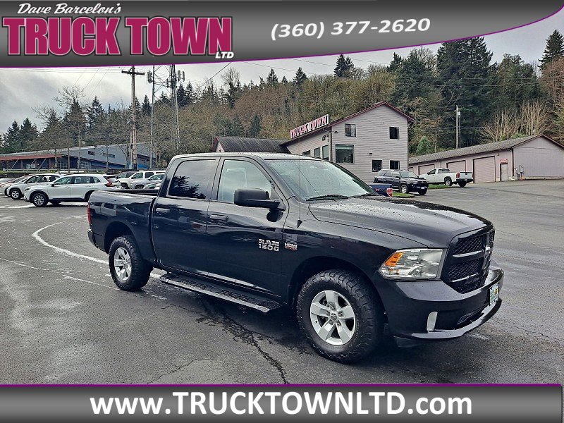 2017 RAM 1500 Express 4x4 Crew Cab 5'7's photo