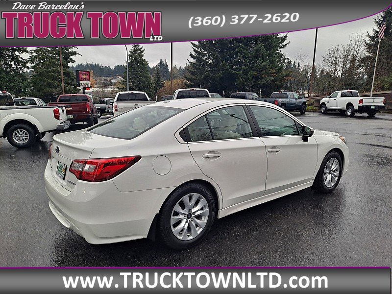 2015 Subaru Legacy 2.5i Premium photo 3