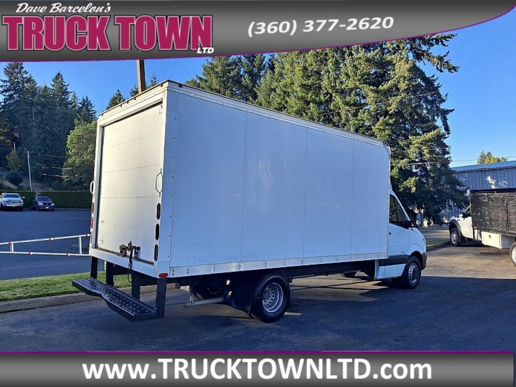Used 2016 Freightliner Sprinter Chassis-Cabs 2WD Reg Cab 170 WB
