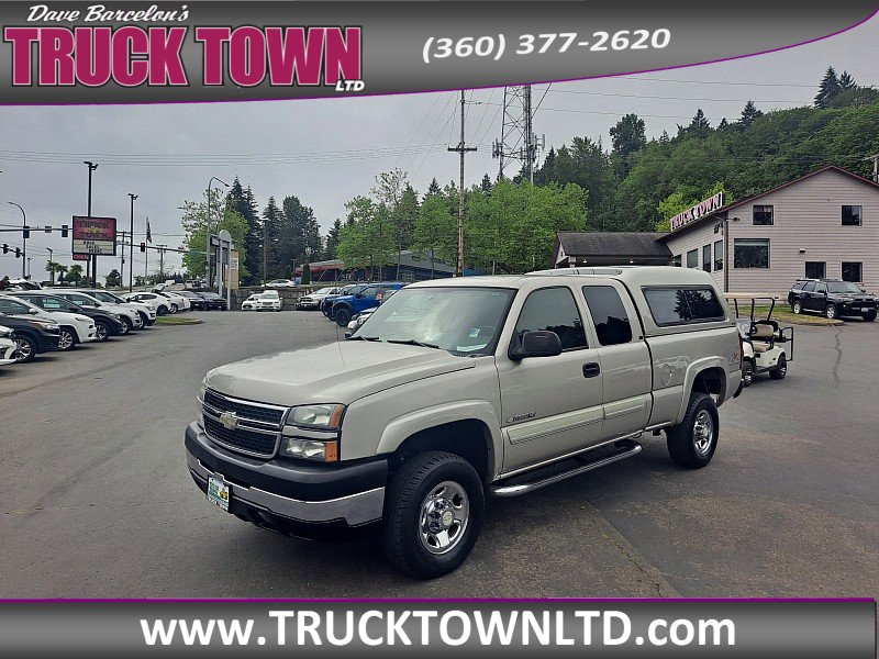 2006 Chevrolet Silverado HD LT1 4WD Extended Cab SWB's photo