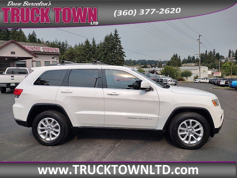 2015 Jeep Grand Cherokee Laredo photo 3