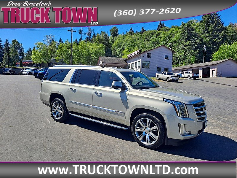 2016 Cadillac Escalade ESV AWD Luxury's photo