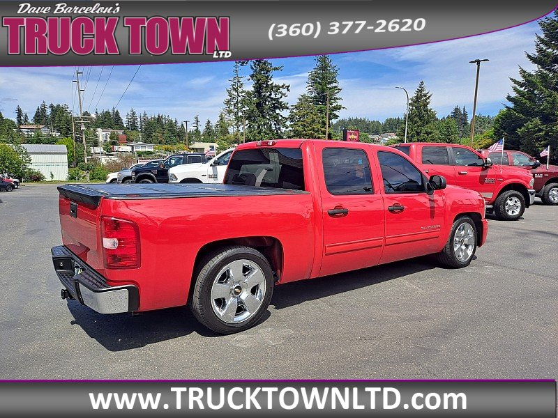 2010 Chevrolet Silverado LS photo 3