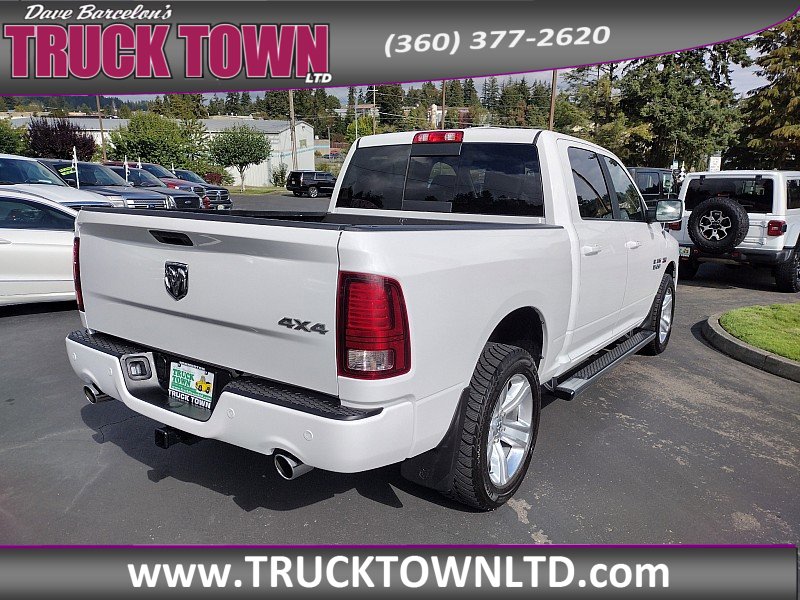 2017 Ram 1500 Sport photo 4