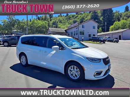 2022 Chrysler Pacifica Touring L Van Passenger Van