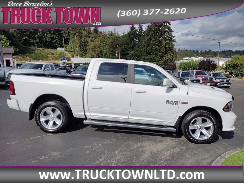 2017 Ram 1500 Sport photo 2