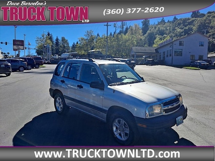 2004 Chevrolet Tracker SUV