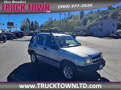 2004 Chevrolet Tracker SUV