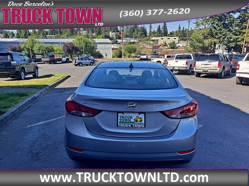 2016 Hyundai Elantra SE photo 4