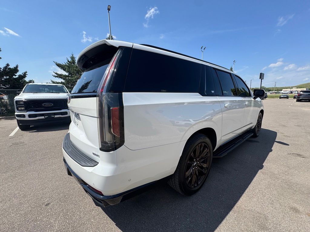 2021 Cadillac Escalade ESV Sport - Photo 8