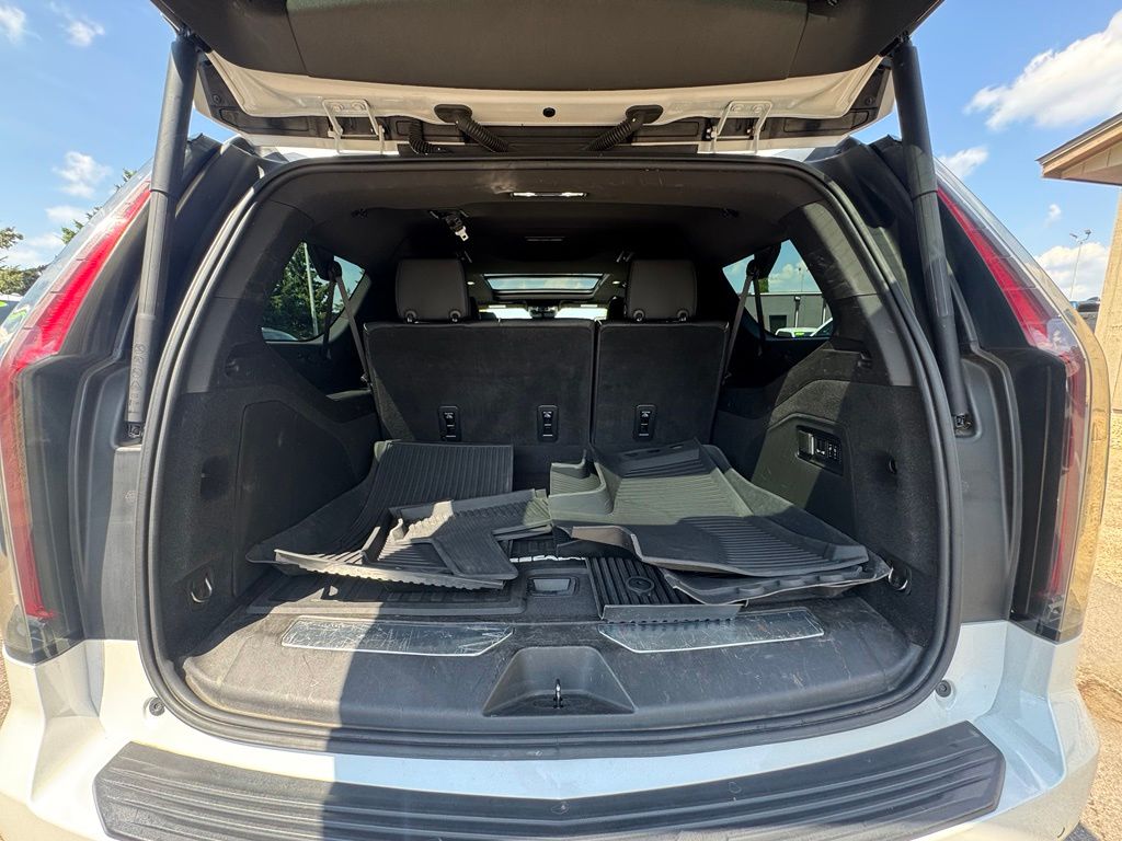 2021 Cadillac Escalade ESV Sport - Photo 40