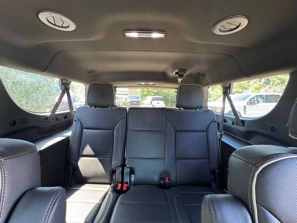2024 GMC Yukon XL SLT - Photo 35