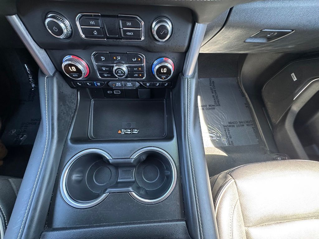 2024 GMC Yukon XL SLT - Photo 28