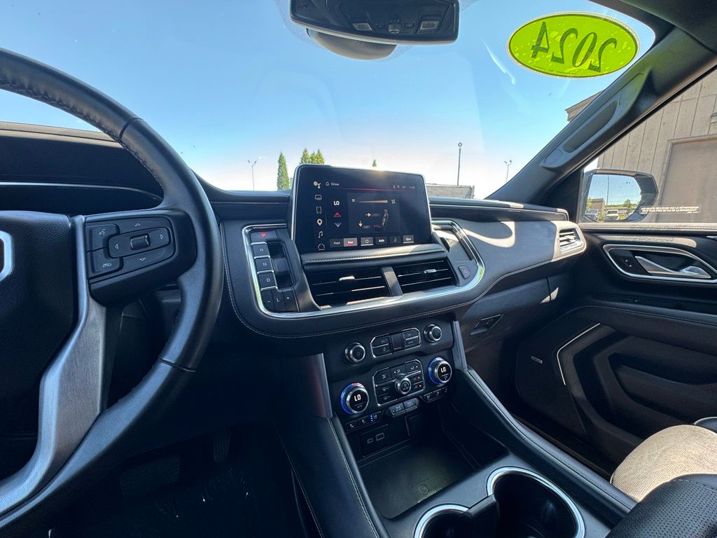 2024 GMC Yukon XL SLT - Photo 29
