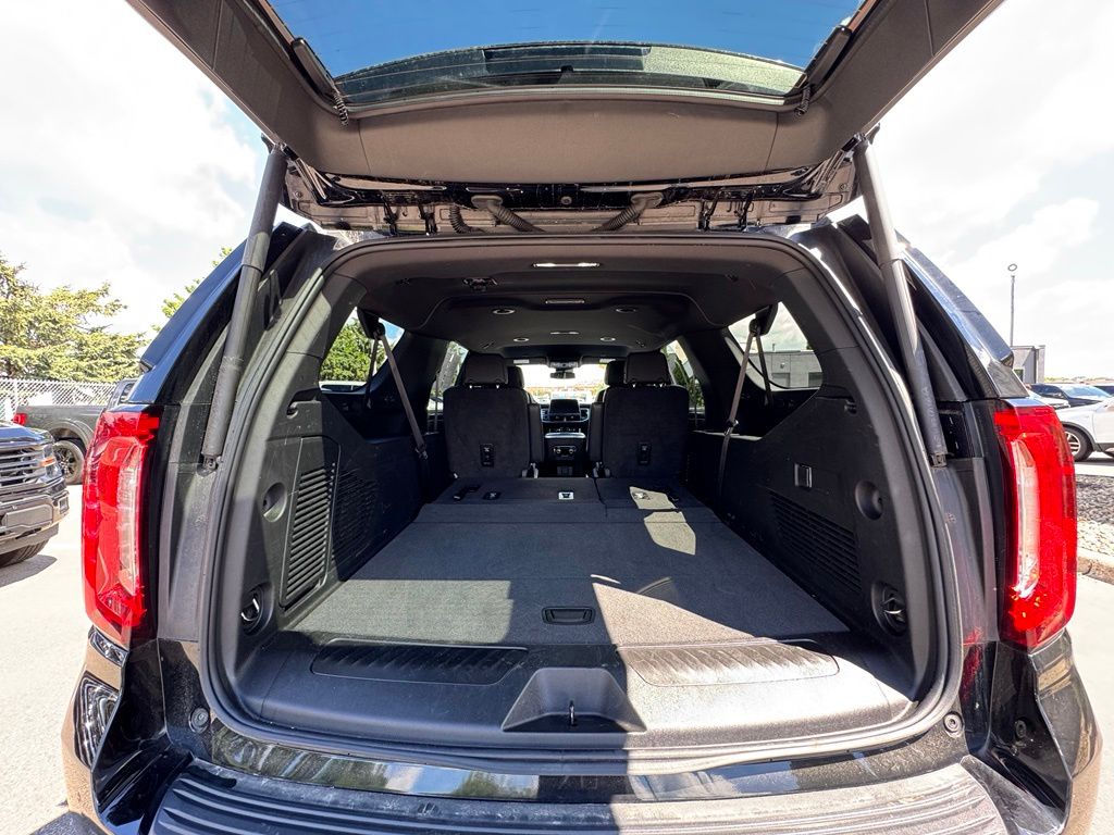 2024 GMC Yukon XL SLT - Photo 40
