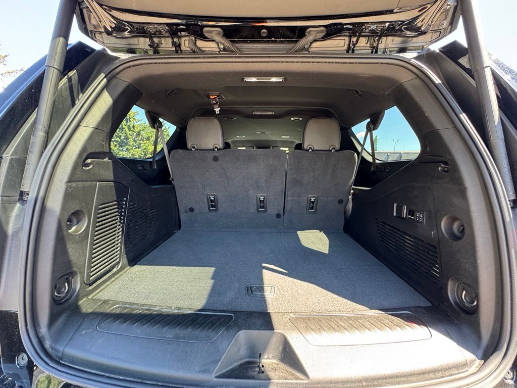 2024 GMC Yukon XL SLT - Photo 41