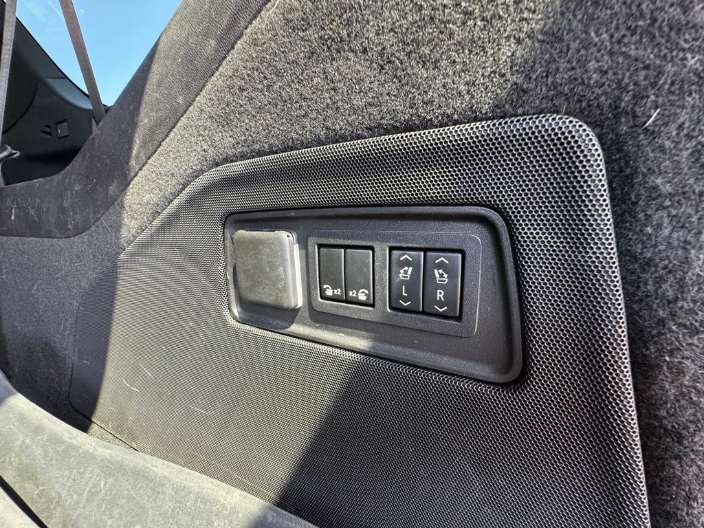 2021 Cadillac Escalade ESV Sport - Photo 41