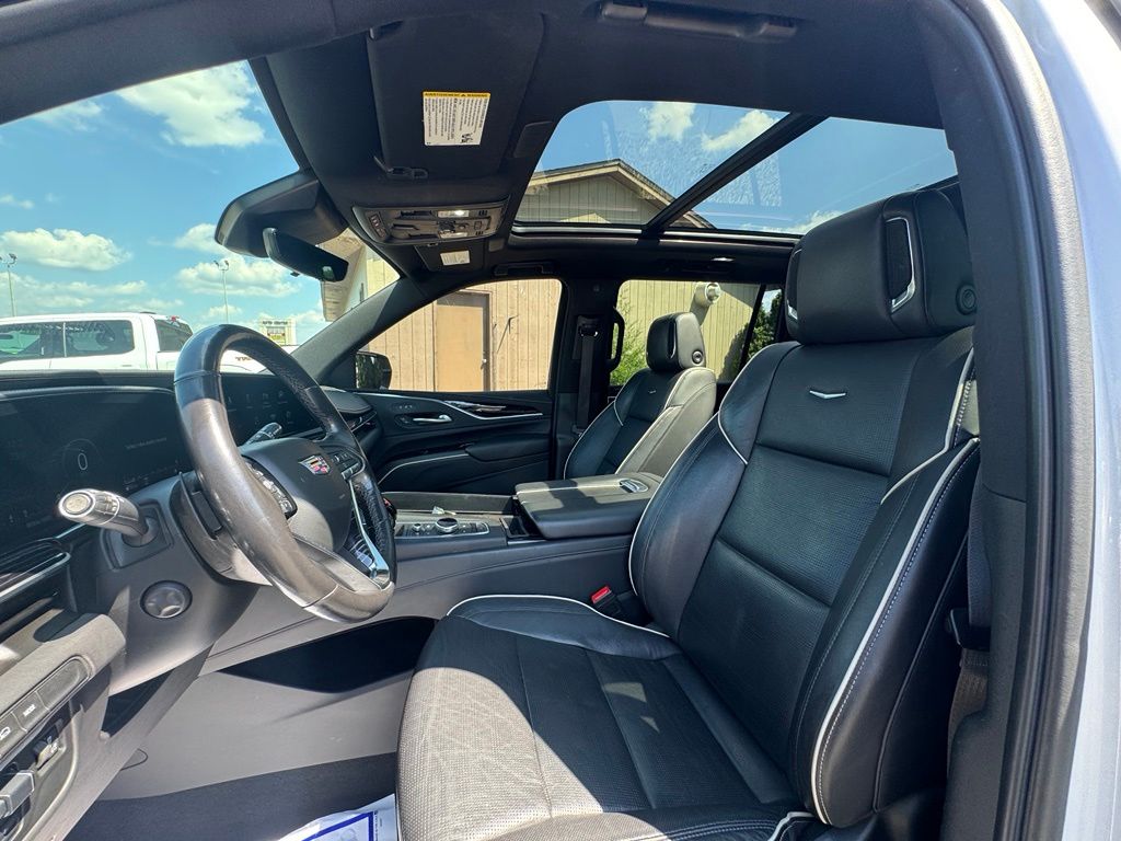 2021 Cadillac Escalade ESV Sport - Photo 19