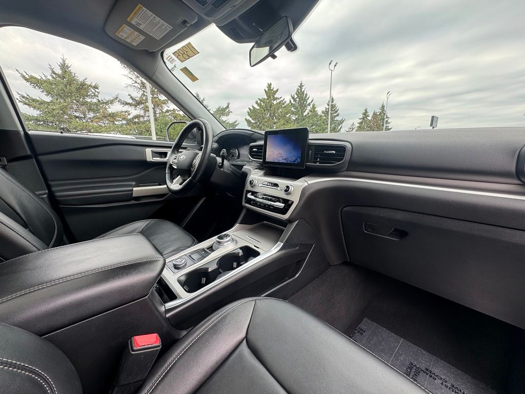 2022 Ford Explorer XLT - Photo 37