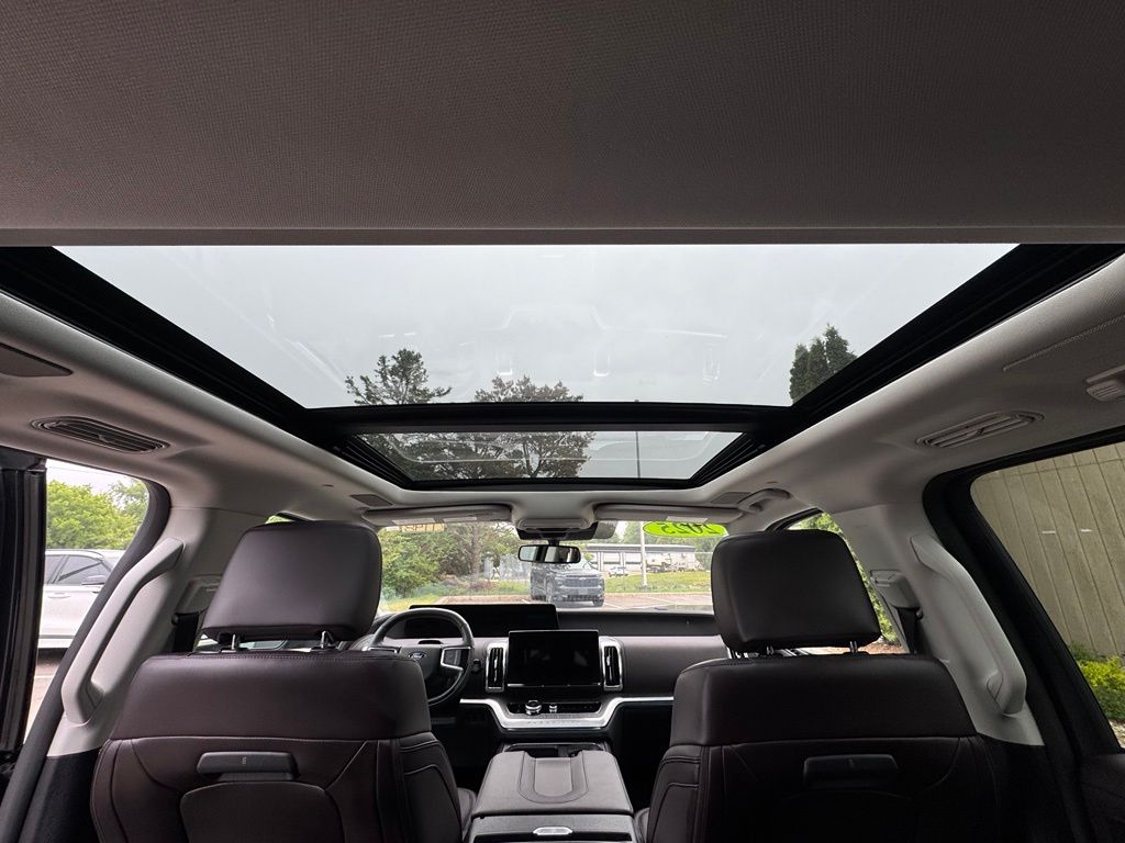 2025 Ford Expedition Platinum - Photo 36