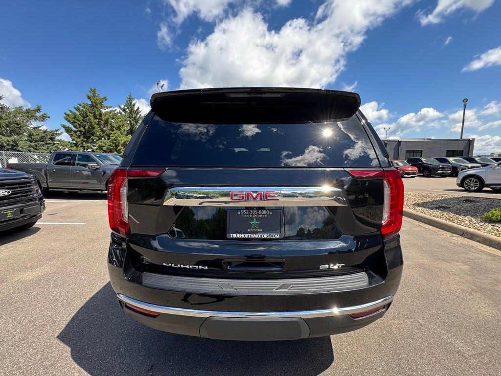 2024 GMC Yukon XL SLT - Photo 12