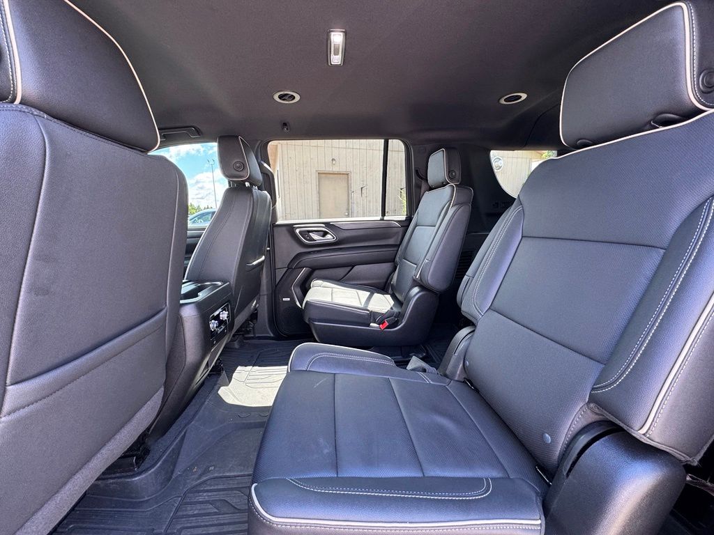 2024 GMC Yukon XL SLT - Photo 32
