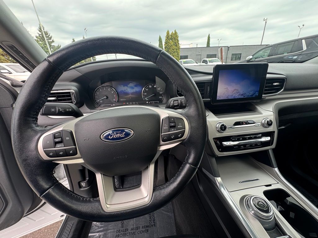 2022 Ford Explorer XLT - Photo 18