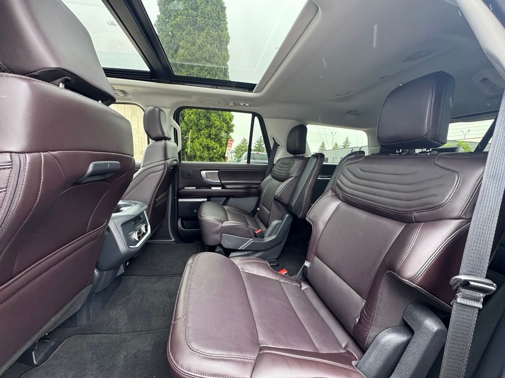 2025 Ford Expedition Platinum - Photo 32