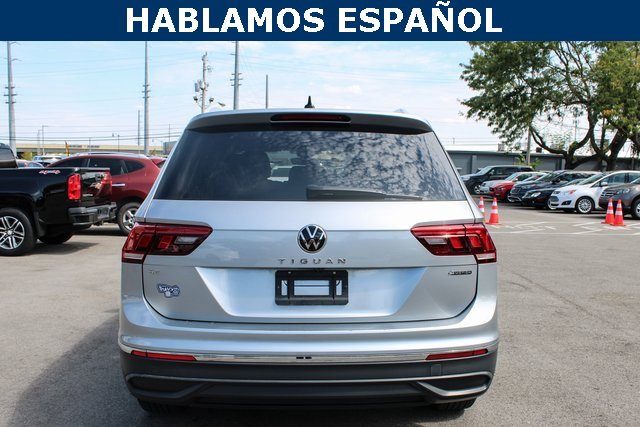 2023 Volkswagen Tiguan SE photo 4