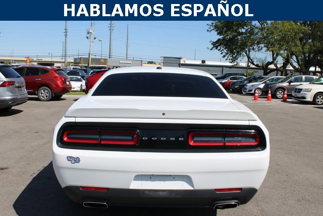 2018 Dodge Challenger SXT photo 4