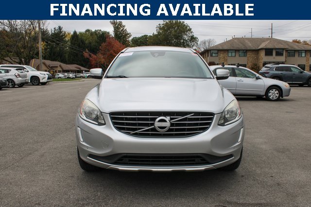 2015 Volvo XC60 T6 Platinum photo 3