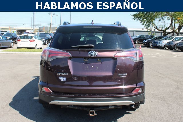2016 Toyota RAV4 Limited photo 4