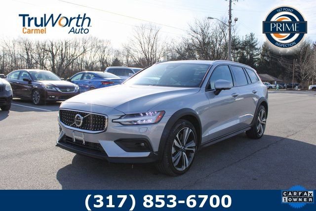 2025 Volvo V60 Cross Country B5 Plus AWD's photo