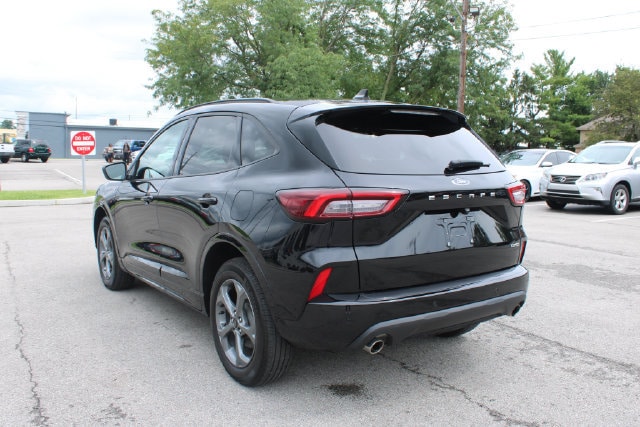 2024 Ford Escape ST-Line - Photo 38