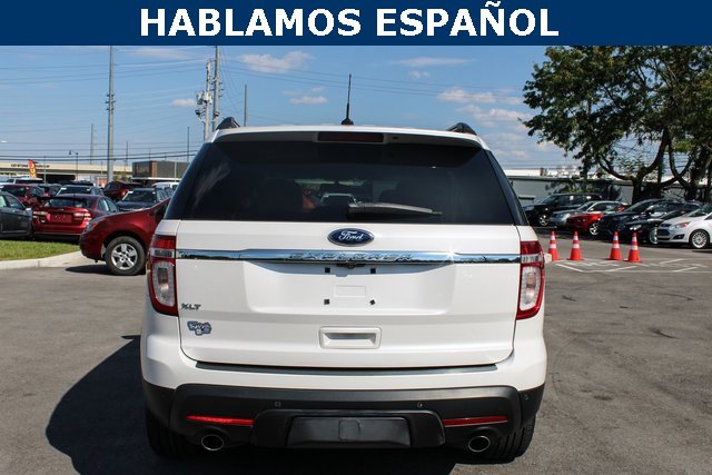 2012 Ford Explorer XLT photo 2