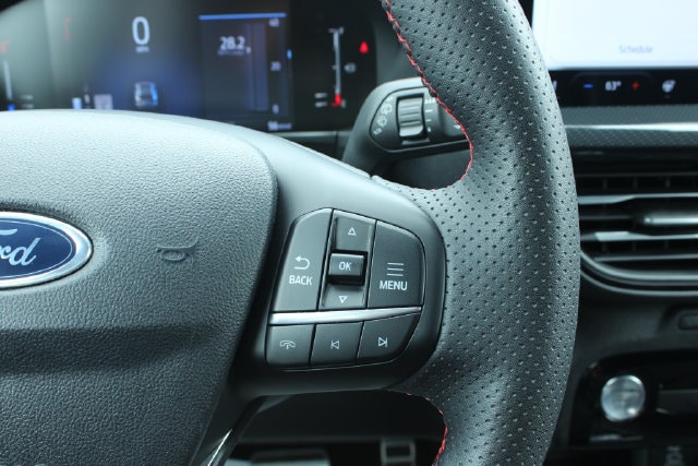 2024 Ford Escape ST-Line - Photo 25