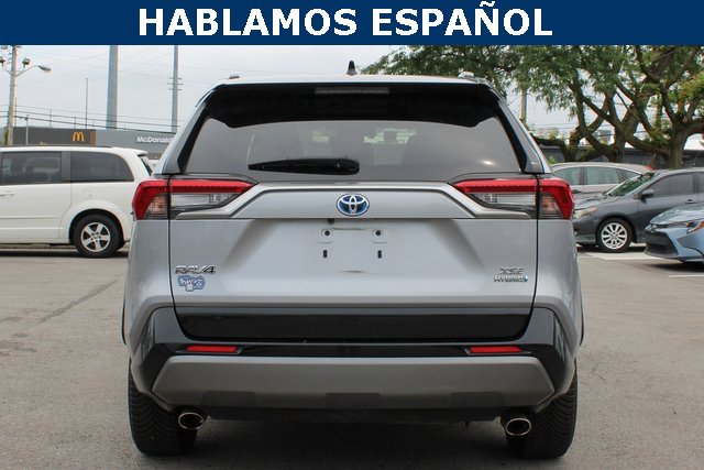 2019 Toyota RAV4 Hybrid XSE photo 2