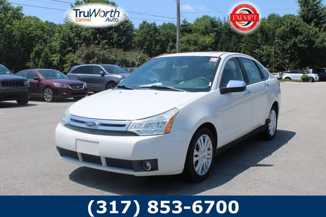 2010 Ford Focus SEL's photo
