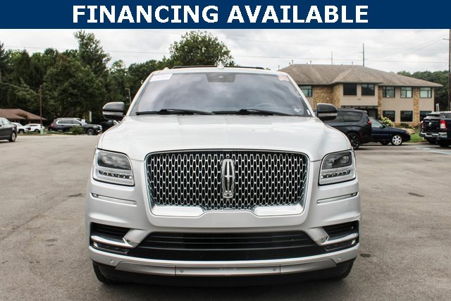 2019 Lincoln Navigator L Reserve photo 3