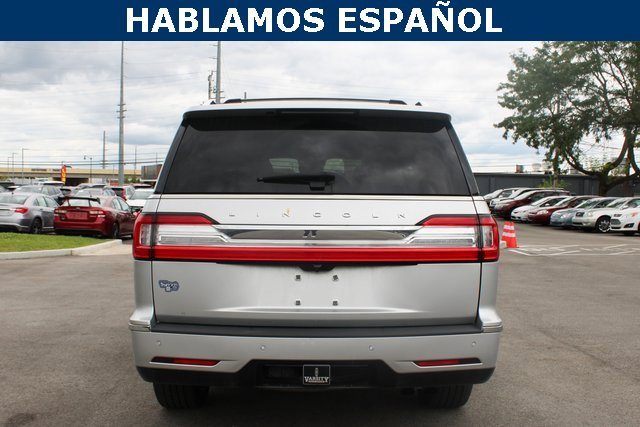 2019 Lincoln Navigator L Reserve photo 4