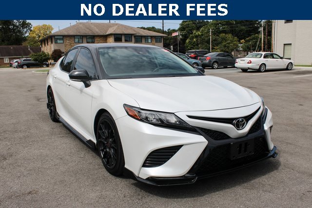 2022 Toyota Camry TRD V6 photo 2
