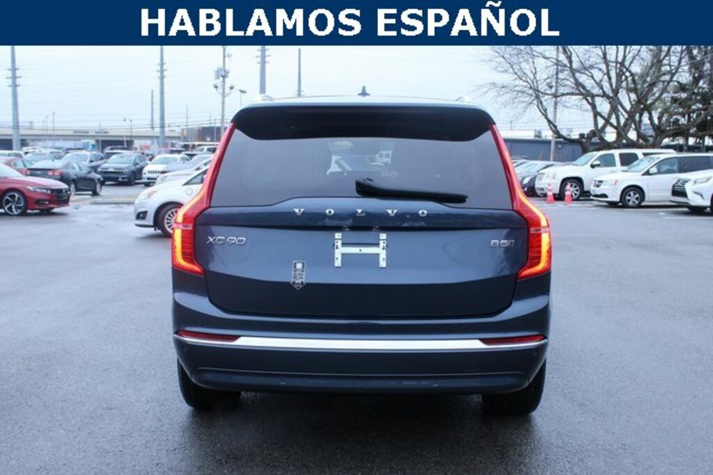 Used 2025 Volvo XC90 B5 Core SUV