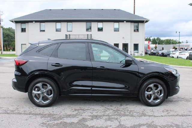2024 Ford Escape ST-Line - Photo 6