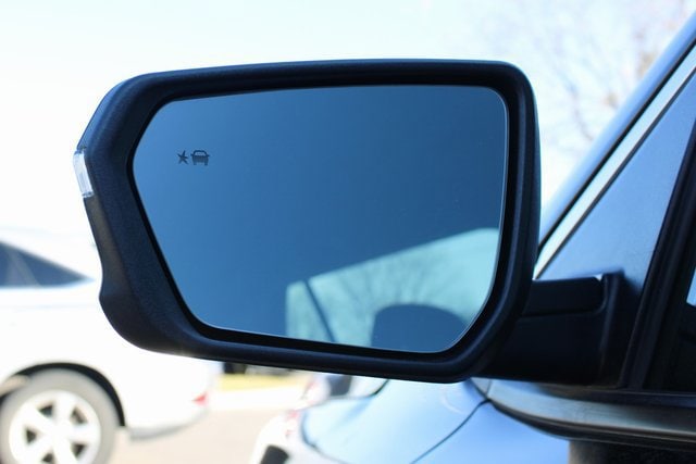 2023 GMC Terrain SLE - Photo 8